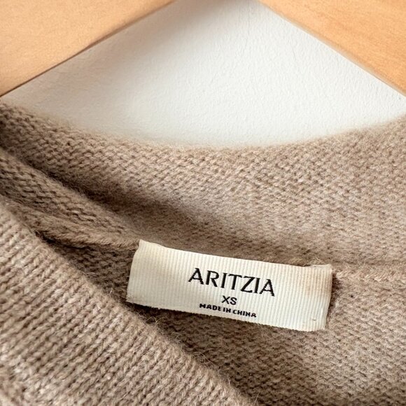 Aritzia Essential 100% Cashmere Hoodie Sweater Light Mocha Brown Size XS - Picture 6 of 7